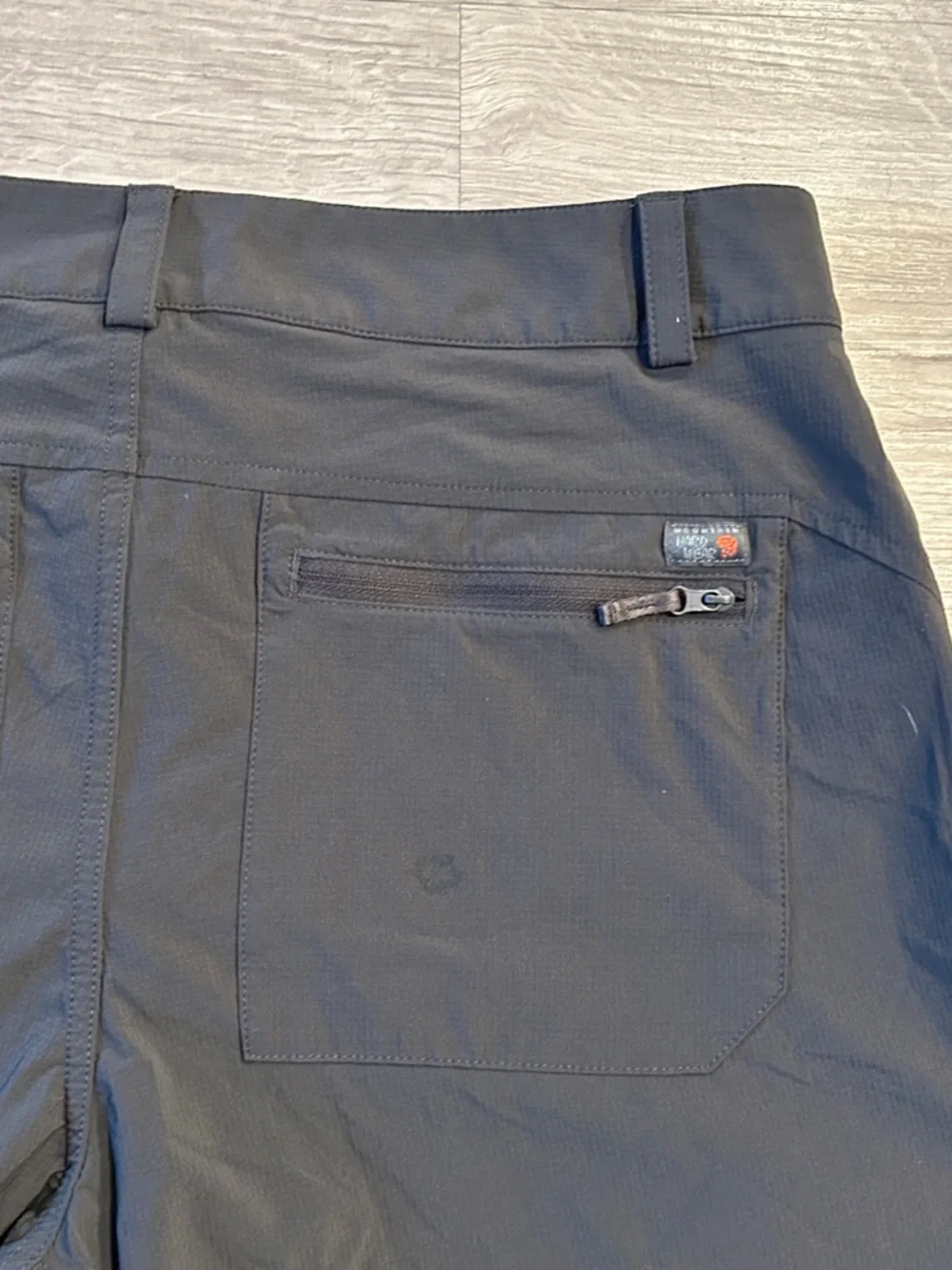 MOUNTAIN HARDWARE | Women’s Hiking Shorts